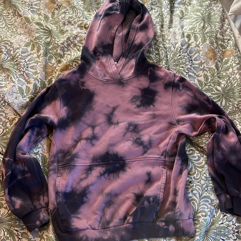 Nike youth large sweatshirt